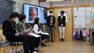 【中古】 小学校クラスをまとめる学級活動 １年/教育出版/有村久春 毎日フォーラム・ファイル：教育 小学校学級基準を35人に